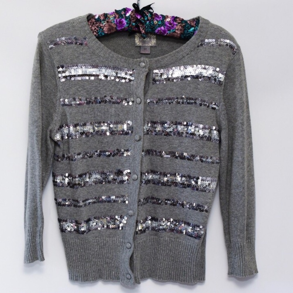 Forever 21 Gray Sequin sweater
